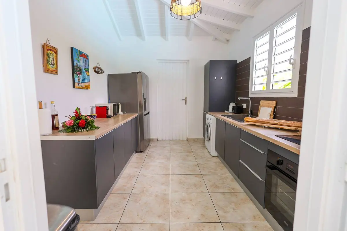 Cuisine entièrement équipée de la Villa Trézel